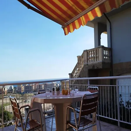 Quiet Escape With Stunning Sea Views Chalet *