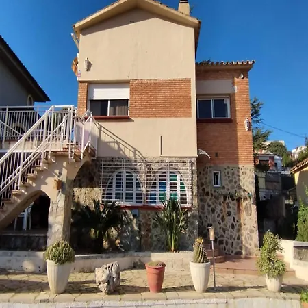 Chalet Quiet Escape With Stunning Sea Views Santa Susanna