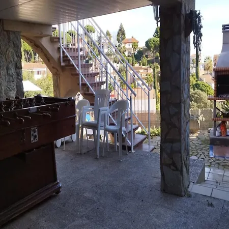 Quiet Escape With Stunning Sea Views Chalet Santa Susanna